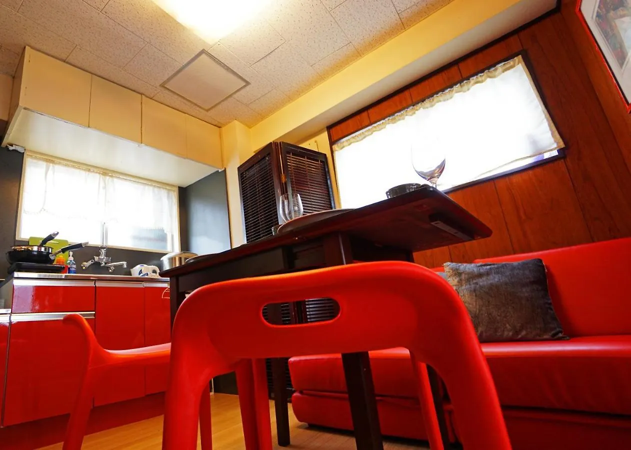 Yokohama Classic Apartment